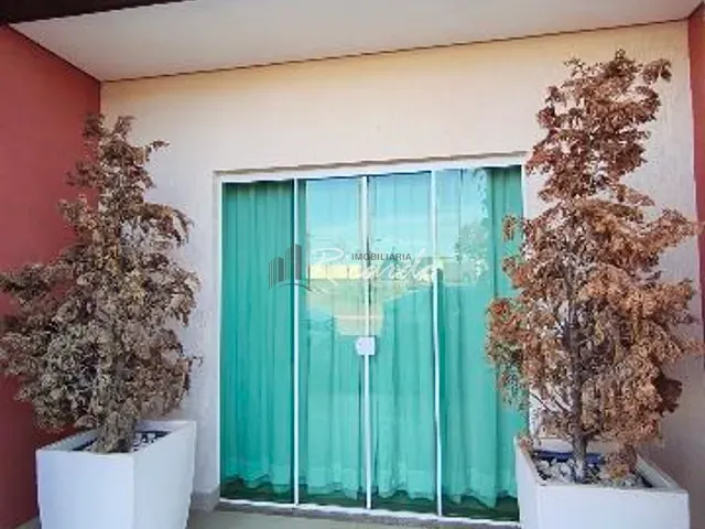Chácara com 2000m² 3 quartos e 6 banheiros, para alugar, no bairro Parque Industrial IV em Arapongas