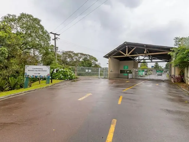 Sítio 3 quartos e 4 banheiros, à venda, no bairro Borda Do Campo em São José Dos Pinhais