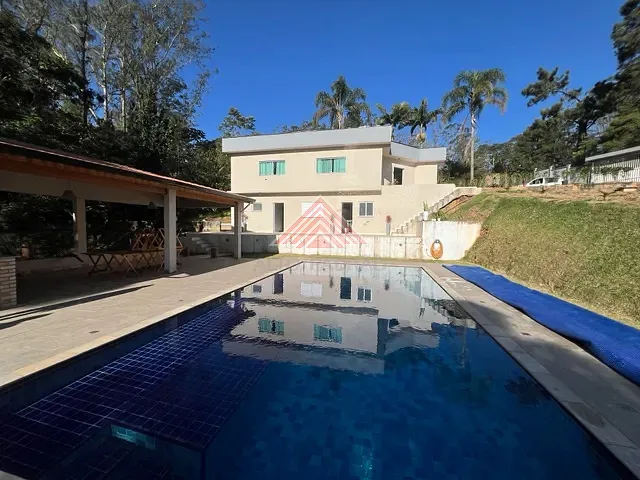 Chácara com 2500m² 3 quartos e 4 banheiros, à venda, no bairro Núcleo Sampaio Vidal em Mauá
