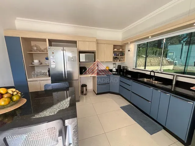 Chácara com 2500m² 3 quartos e 4 banheiros, à venda, no bairro Núcleo Sampaio Vidal em Mauá
