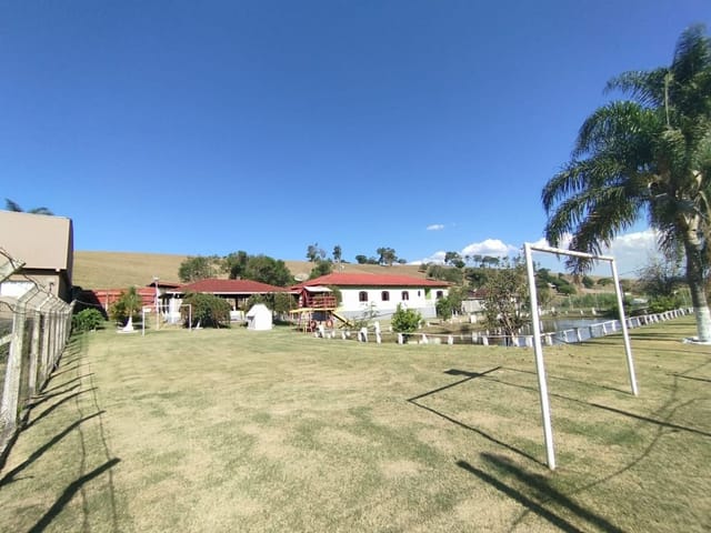 Chácara com 700m², à venda, no bairro Nunes de Baixo em Cambuí