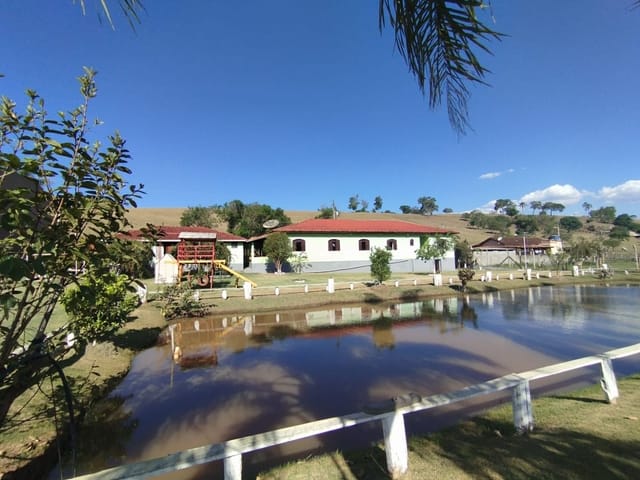 Chácara com 700m², à venda, no bairro Nunes de Baixo em Cambuí