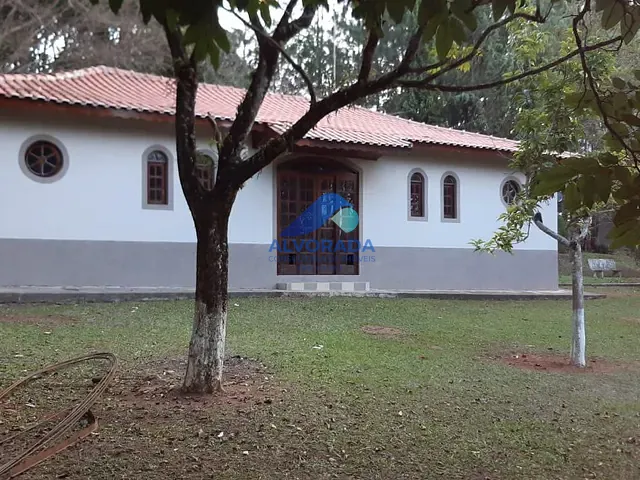 Chácara com 9800m² 3 quartos e 5 banheiros, à venda, no bairro Veraneio Irajá em Jacareí