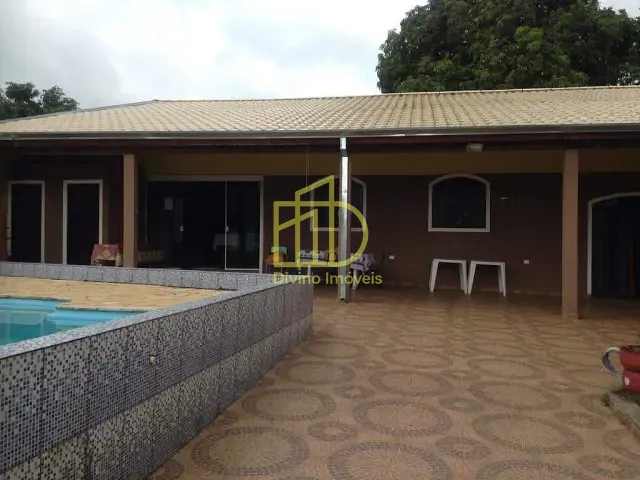 Chácara com 1235m² 3 quartos e 4 banheiros, à venda, no bairro Condomínio Village Serra em Araçoiaba da Serra