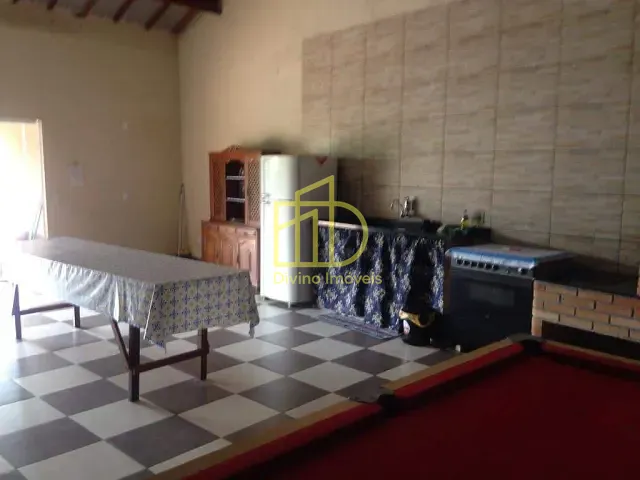 Chácara com 1235m² 3 quartos e 4 banheiros, à venda, no bairro Condomínio Village Serra em Araçoiaba da Serra