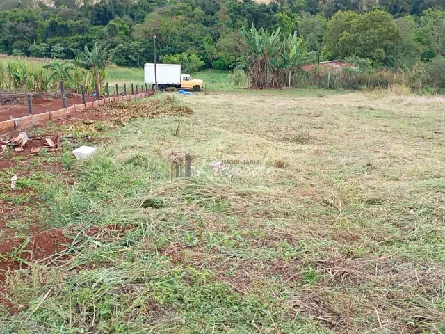 Chácara com 1000m², à venda, no bairro Jardim Colúmbia I em Arapongas