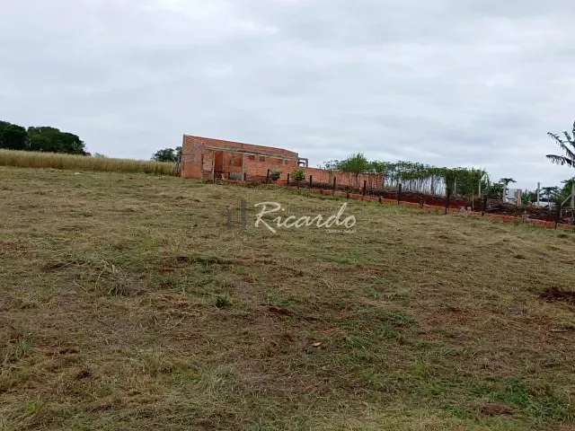 Chácara com 1000m², à venda, no bairro Jardim Colúmbia I em Arapongas