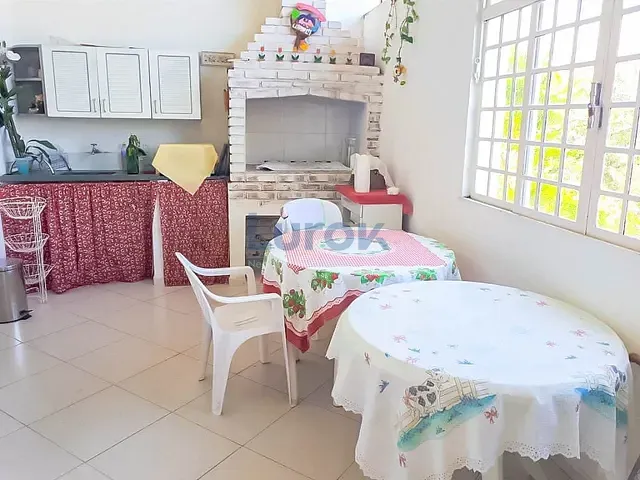 Chácara com 3800m² 3 quartos e 3 banheiros, à venda, no bairro Country Club em Valinhos