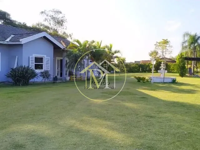 Chácara com 4200m² 5 quartos e 4 banheiros, à venda, no bairro Alambari em Alambari