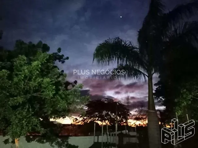 Chácara com 1000m² 3 quartos e 3 banheiros, à venda, no bairro Ana Maria em Sorocaba