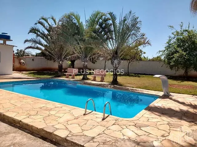 Chácara com 1000m² 3 quartos e 3 banheiros, à venda, no bairro Ana Maria em Sorocaba