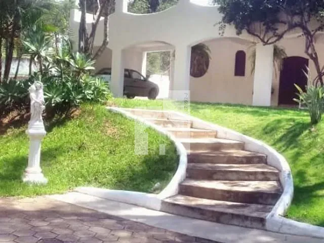 Chácara com 1000m² 4 quartos e 4 banheiros, à venda, no bairro Jardim Celeste em Jundiaí