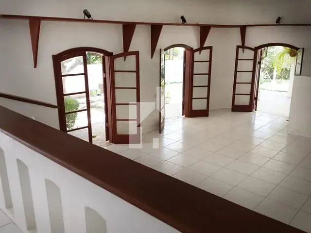 Chácara com 1000m² 4 quartos e 4 banheiros, à venda, no bairro Jardim Celeste em Jundiaí