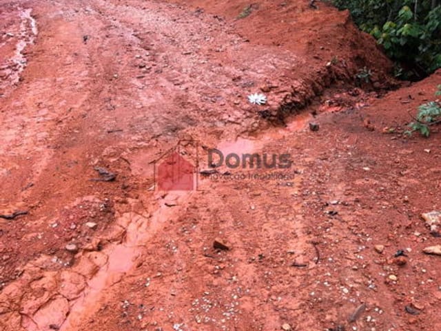 Chácara com 21000m², à venda, no bairro Piracuama em Pindamonhangaba
