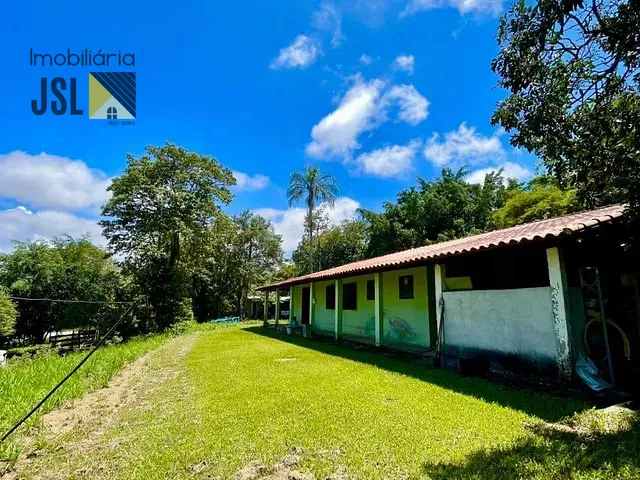 Chácara com 6000m² 4 quartos e 2 banheiros, à venda, no bairro Chácara Germana em Caçapava