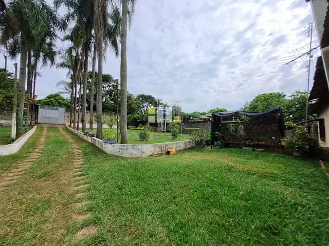 Chácara com 1600m² 3 quartos e 3 banheiros, à venda, no bairro Parque Dante Marmiroli em Sumaré