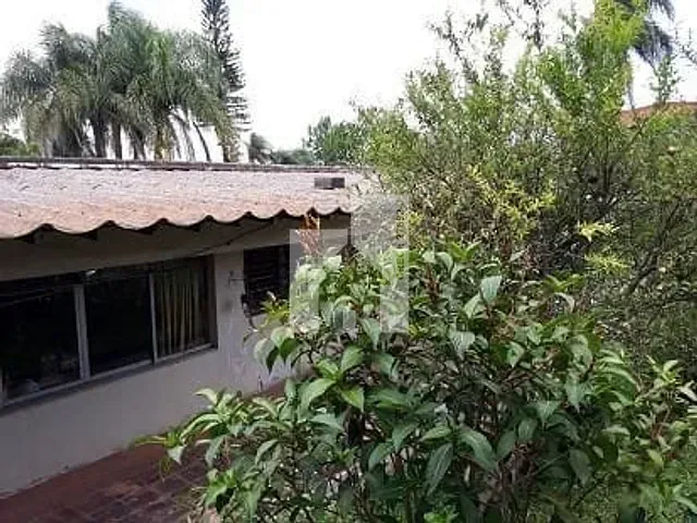 Chácara com 2652m² 6 quartos e 9 banheiros, à venda, no bairro Jardim Colonial em Jundiaí