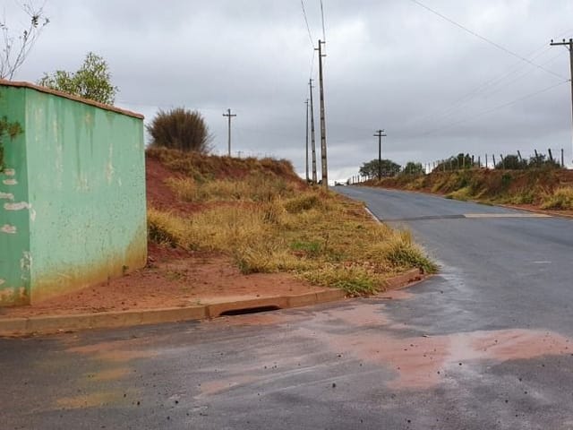 Chácara com 4549m² 4 quartos e 2 banheiros, à venda, no bairro Cantinho do Sossego em Duartina