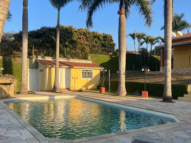 Chácara com 2086m² 3 quartos e 2 banheiros, à venda, no bairro Mantiqueira em Extrema
