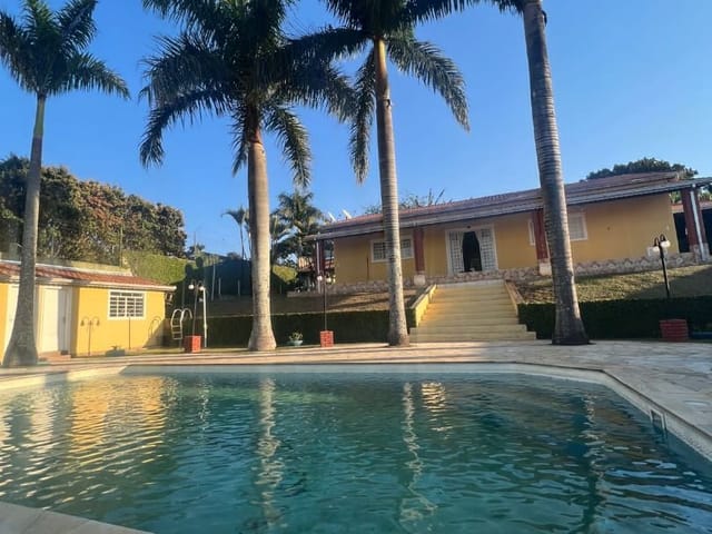 Chácara com 2086m² 3 quartos e 2 banheiros, à venda, no bairro Mantiqueira em Extrema