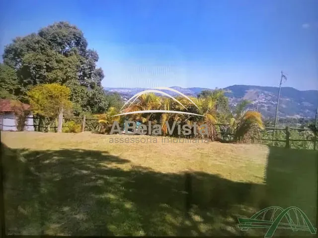 Chácara com 32000m² 4 quartos e 5 banheiros, à venda, no bairro ESTANCIA MÃE NATUREZA em São Roque