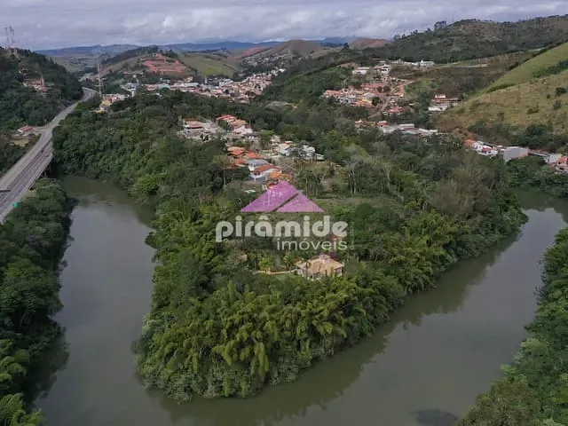 Chácara com 15000m² 3 quartos e 4 banheiros, à venda, no bairro Centro em Paraibuna