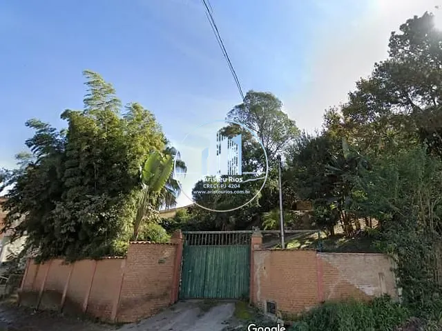 Chácara com 3388m² 2 quartos e 4 banheiros, à venda, no bairro Faisqueira em Pouso Alegre