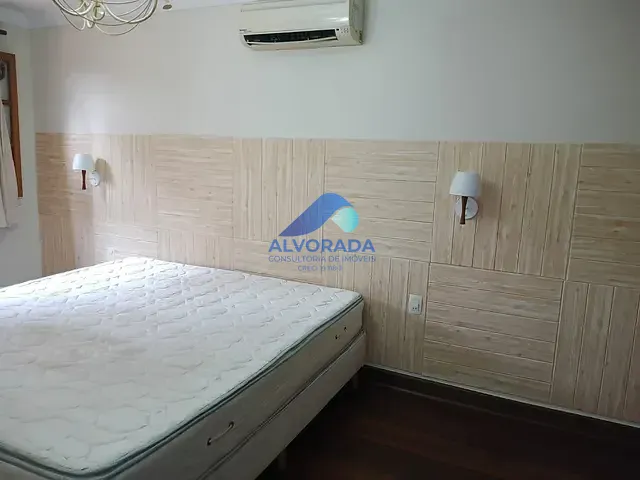 Chácara com 1500m² 4 quartos e 5 banheiros, à venda ou para alugar, no bairro Chácaras São José em São José dos Campos