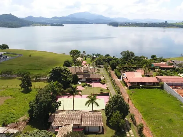 Chácara com 20000m² 6 quartos e 8 banheiros, à venda, no bairro Sete Pontes em Bragança Paulista