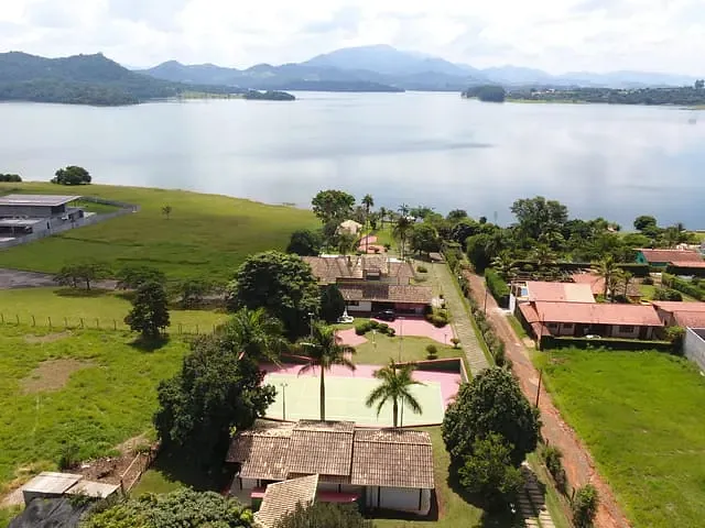 Chácara com 20000m² 6 quartos e 8 banheiros, à venda, no bairro Sete Pontes em Bragança Paulista