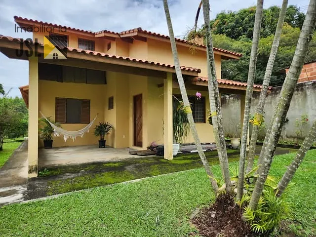Chácara com 1575m² 3 quartos e 2 banheiros, à venda, no bairro Vila Velha em Caçapava