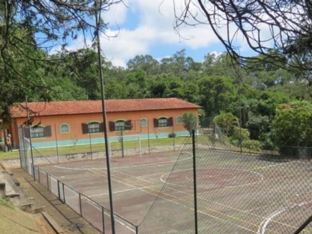 Chácara com 500m² 5 quartos e 5 banheiros, à venda, no bairro Portal das Acácias em Santana de Parnaíba