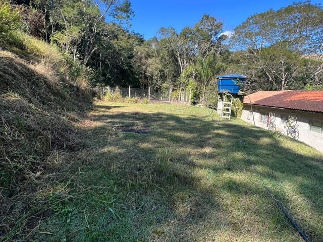 Chácara com 10000m² 4 quartos e 2 banheiros, à venda, no bairro Juncal em Extrema