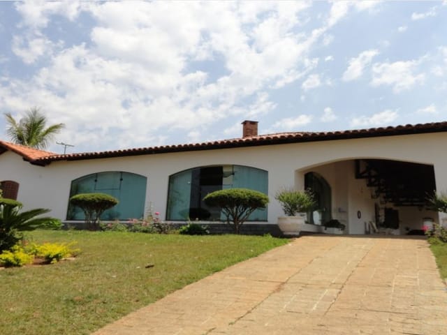 Chácara com 80000m² 4 quartos e 4 banheiros, à venda, no bairro Centro em Cunha