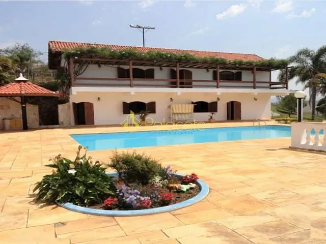 Chácara com 80000m² 4 quartos e 4 banheiros, à venda, no bairro Centro em Cunha