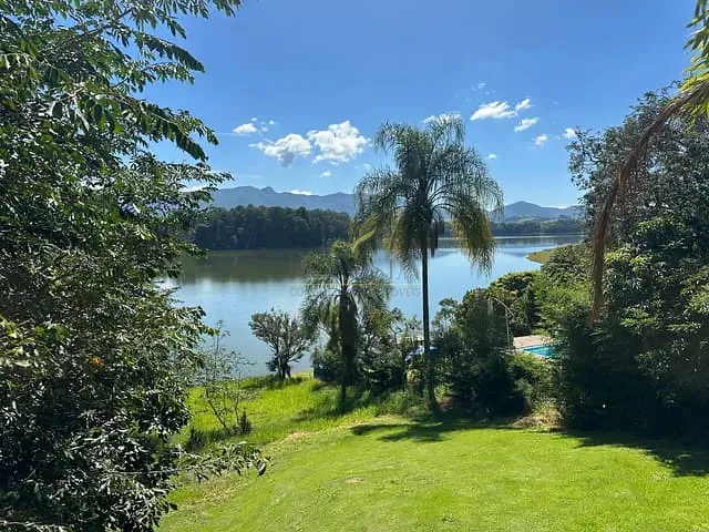 Chácara com 3200m² 2 quartos e 3 banheiros, à venda, no bairro Barrocão em Piracaia