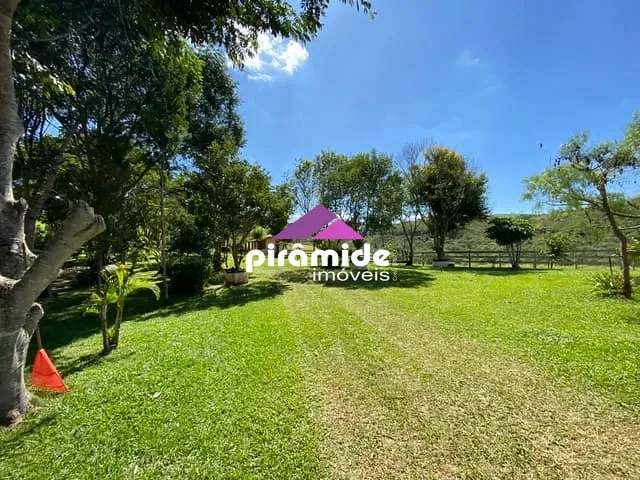 Chácara com 110000m² 2 quartos e 2 banheiros, à venda, no bairro Bairro do Quilombinho em Cunha