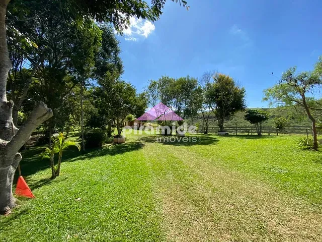 Chácara com 110000m² 2 quartos e 2 banheiros, à venda, no bairro Bairro do Quilombinho em Cunha