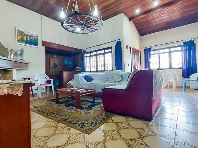 Chácara com 1800m² 4 quartos e 2 banheiros, à venda ou para alugar, no bairro Parque Brasil em São Paulo