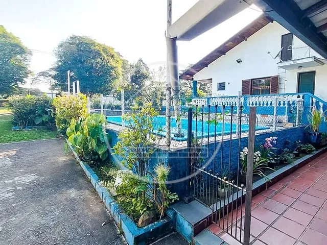 Chácara com 1800m² 4 quartos e 2 banheiros, à venda ou para alugar, no bairro Parque Brasil em São Paulo