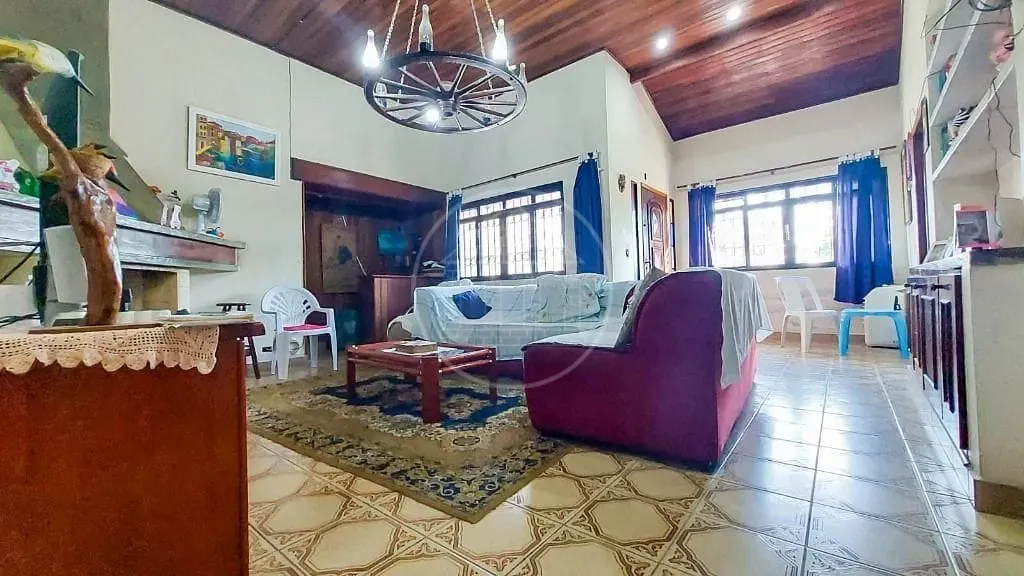 Sítio, 4 quartos, 1800 m² - Foto 5