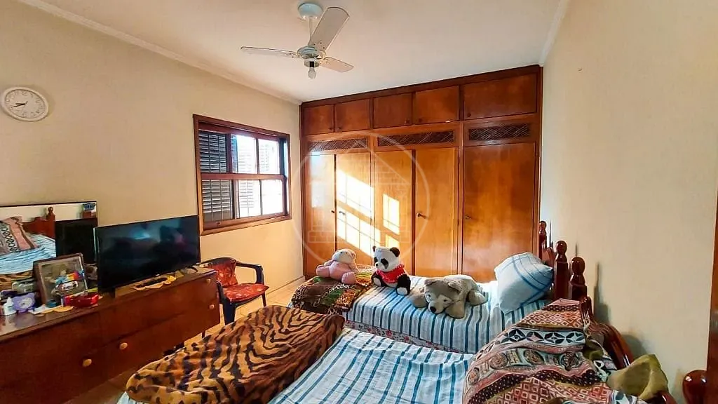 Sítio, 4 quartos, 1800 m² - Foto 13