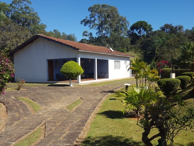 Chácara com 7200m² 3 quartos e 2 banheiros, à venda, no bairro Rodeio em Extrema