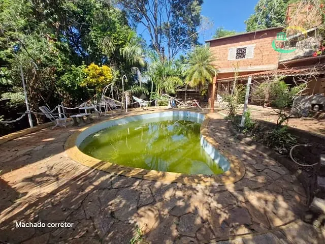 Chácara com 2440m² 3 quartos e 3 banheiros, à venda, no bairro Jardim Cachoeira em Pirassununga