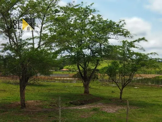 Chácara com 4000m², à venda, no bairro Zona Rural em Caçapava
