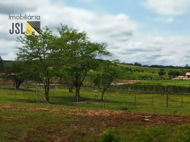 Chácara com 4000m², à venda, no bairro Zona Rural em Caçapava