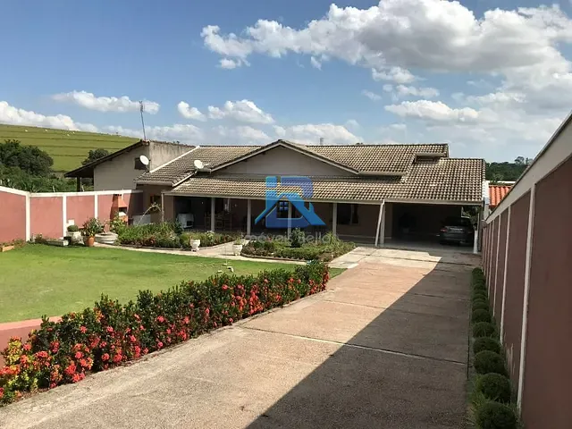 Chácara com 1000m² 5 quartos e 5 banheiros, à venda, no bairro Jardim Leonor em Itatiba