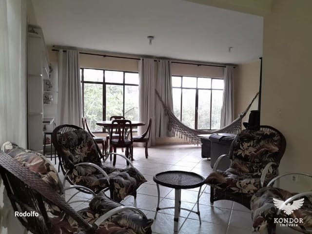 Chácara com 5175m² 3 quartos e 4 banheiros, à venda, no bairro Jardim Boa Vista II em Campo Magro