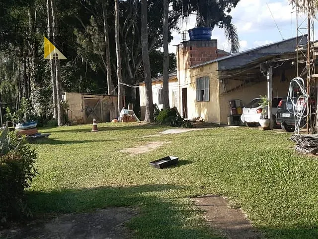 Chácara com 4500m² 5 quartos e 4 banheiros, à venda, no bairro Jardim das Palmeiras em Caçapava