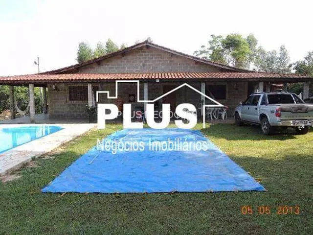 Chácara com 5220m² 3 quartos e 3 banheiros, à venda, no bairro Campo do Meio em Araçoiaba da Serra